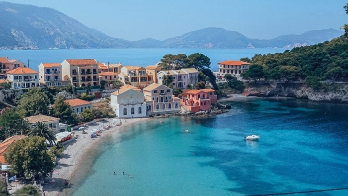 Hy Lạp - Đẹp mê hồn với bờ biển và hòn đảo đa dạng